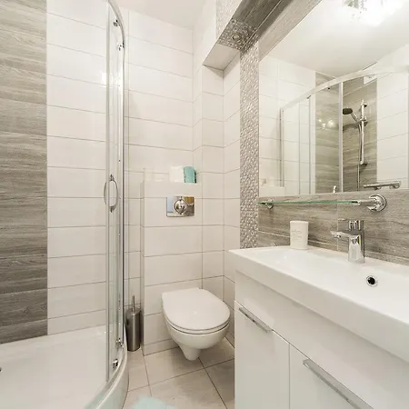 Eleganckie I Stylowe Sun Seasons 24 W Karpaczu Z Parkingiem By Renters * カルパッチ