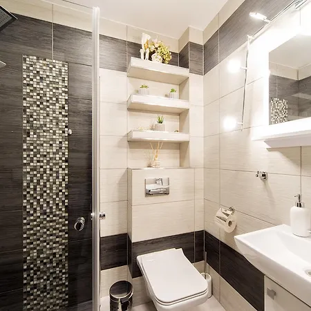 Eleganckie I Stylowe Sun Seasons 24 W Karpaczu Z Parkingiem By Renters カルパッチ