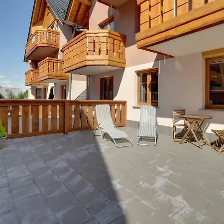 Eleganckie I Stylowe Sun Seasons 24 W Karpaczu Z Parkingiem By Renters カルパッチ