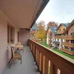 Eleganckie I Stylowe Sun Seasons 24 W Karpaczu Z Parkingiem By Renters