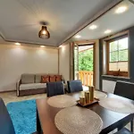 Eleganckie I Stylowe Sun Seasons 24 W Karpaczu Z Parkingiem By Renters 아파트