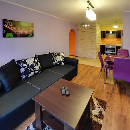 Eleganckie I Stylowe Sun Seasons 24 W Karpaczu Z Parkingiem By Renters *