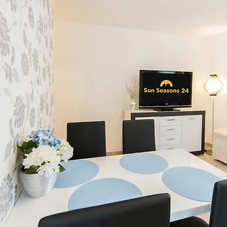 Lejlighed Eleganckie I Stylowe Sun Seasons 24 W Karpaczu Z Parkingiem By Renters *