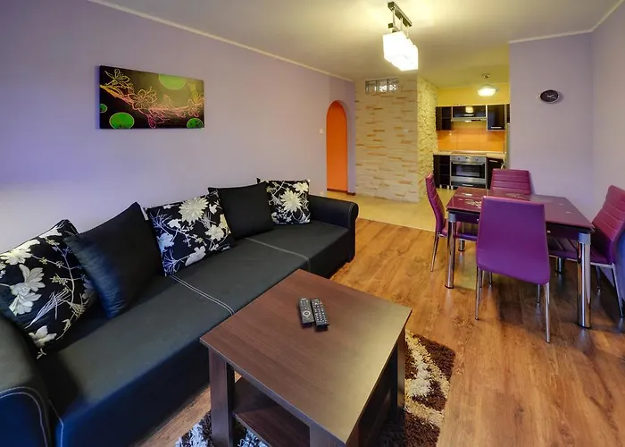 Eleganckie I Stylowe Sun Seasons 24 W Karpaczu Z Parkingiem By Renters *