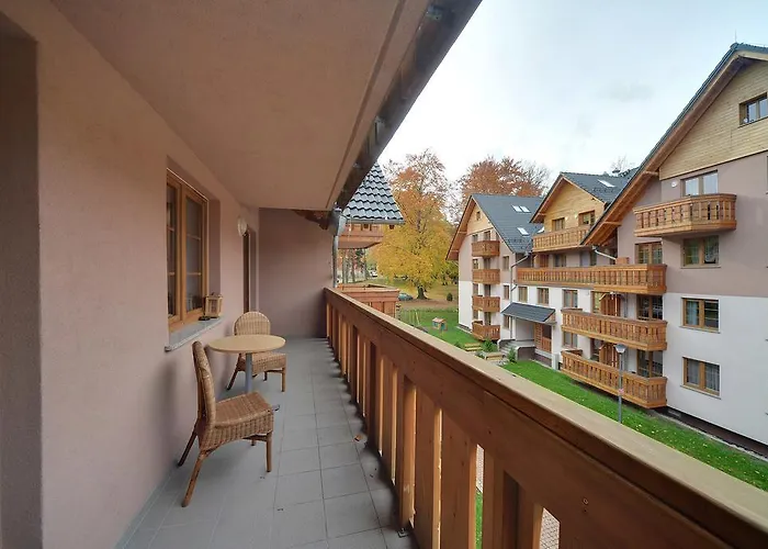 Eleganckie I Stylowe Sun Seasons 24 W Karpaczu Z Parkingiem By Renters