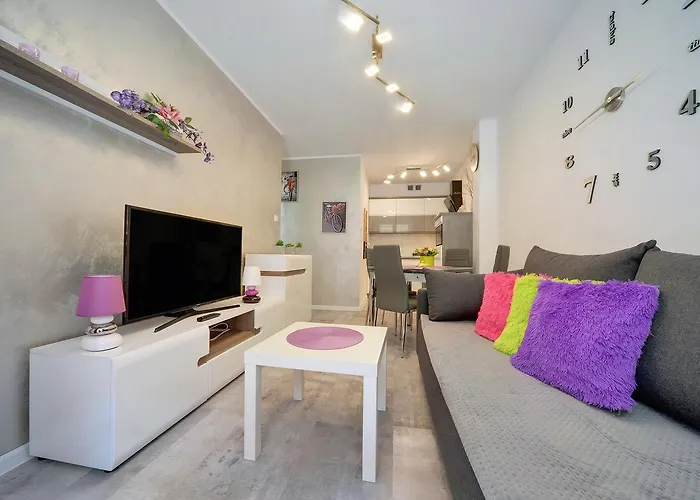 Eleganckie I Stylowe Sun Seasons 24 W Karpaczu Z Parkingiem By Renters *